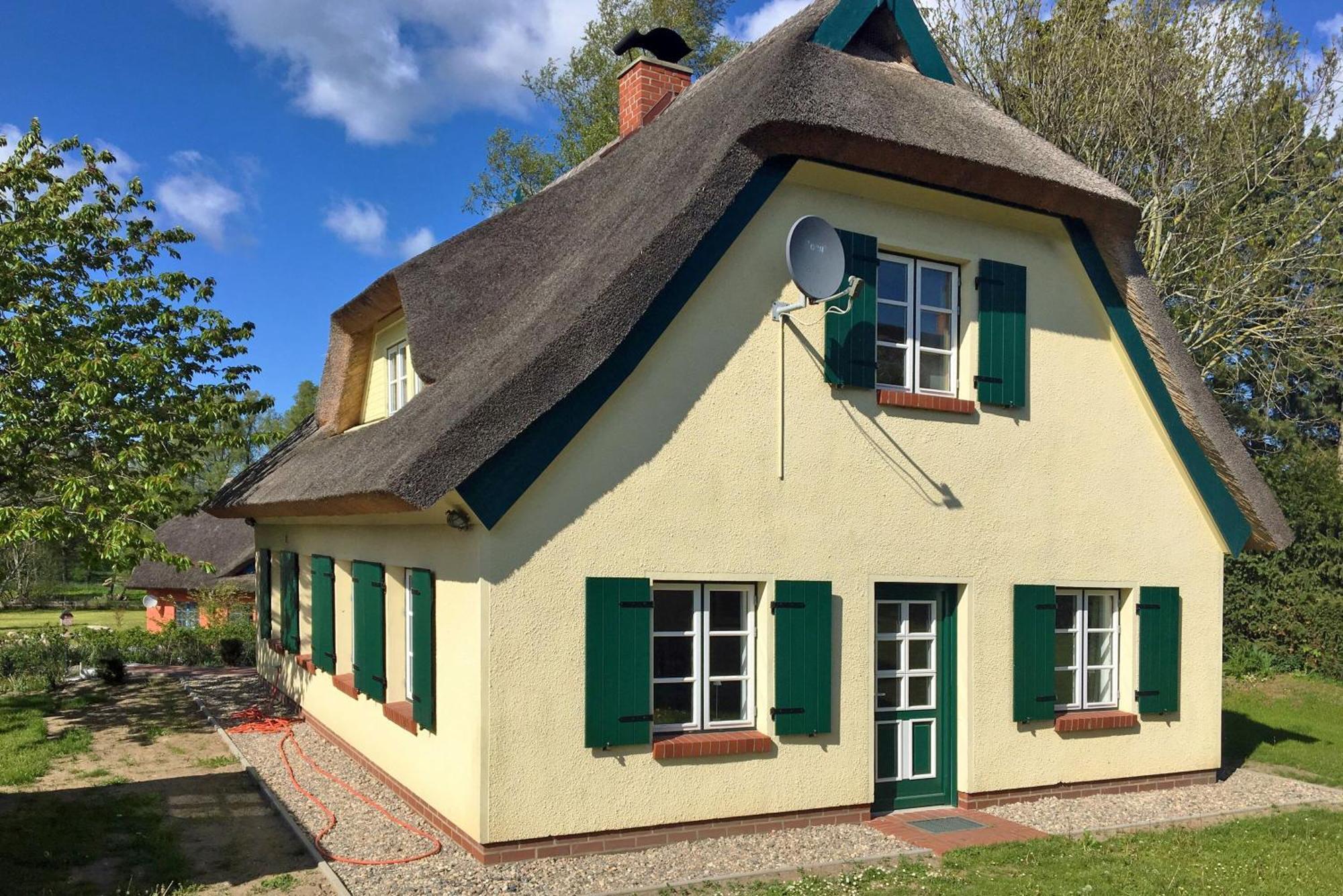 Ferienhaus Preetz 1A - Idylle Unter Reet Burtevitz Exterior foto